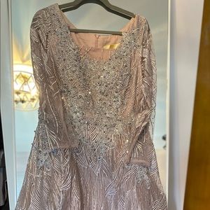 Absolutely stunning Lara dress!